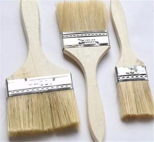 怎样自己刷漆才会不裂开,自己如何刷漆刷得均匀