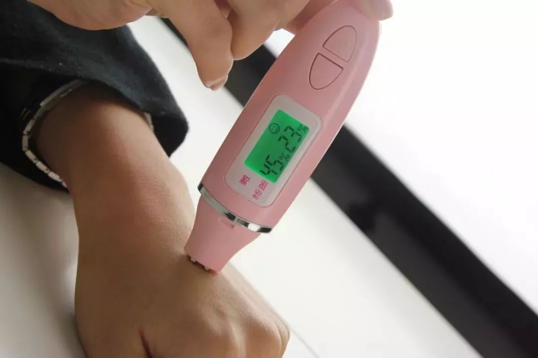 眉间纹抬头纹祛皱效果好吗,祛皱淡纹美容院