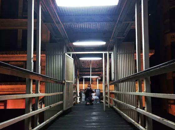 苹果手机夜间拍照如何清晰,红米手机夜间拍照怎么打开闪光灯