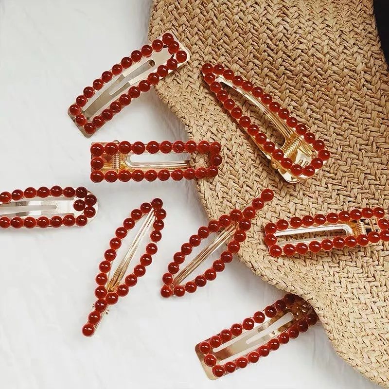 我最近|不戴Bra都没关系,不戴发夹不能出门……