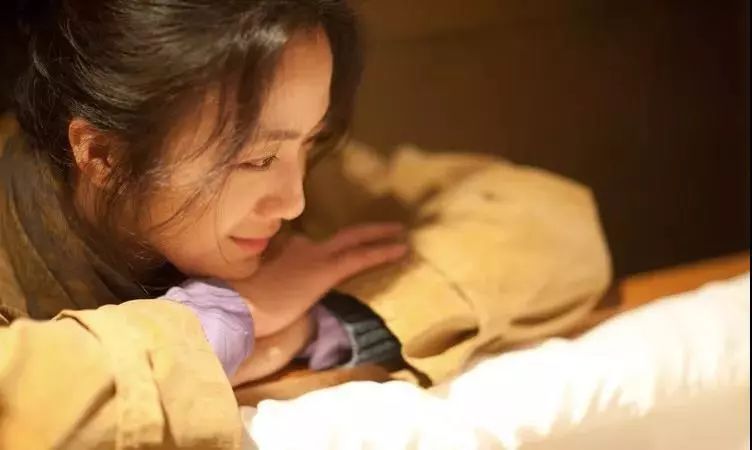 她用性冷淡惊艳了全世界：所谓气质，就是不管气质