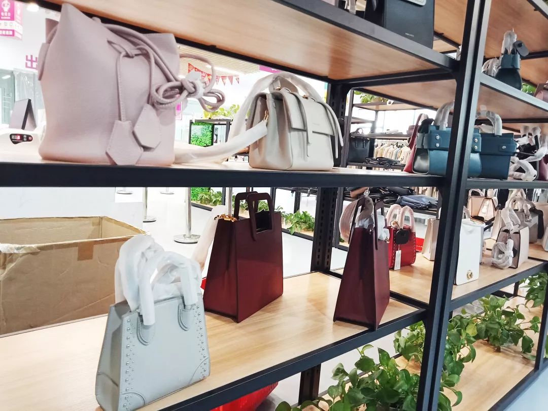 买年货啦！微品仓30大品牌联合大促，全场低至1折！仅四天1/24-1/27！