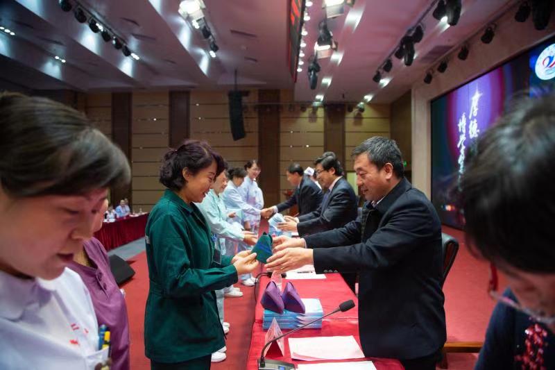 这一年，“二院人”的独家记忆——护理篇