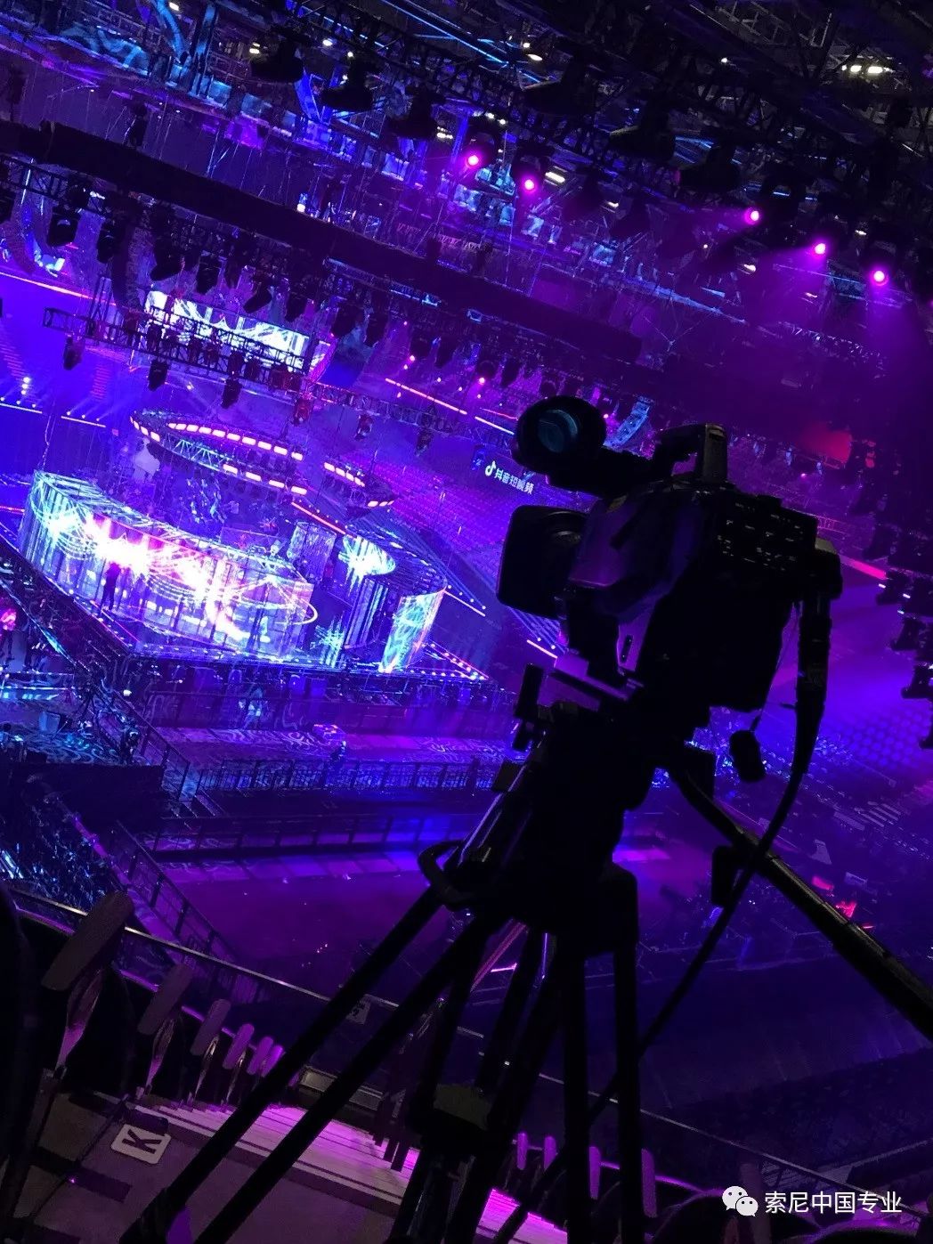 4K机位、SDR直播……2019江苏跨年演唱会4KHDR制作解析及亮点揭秘