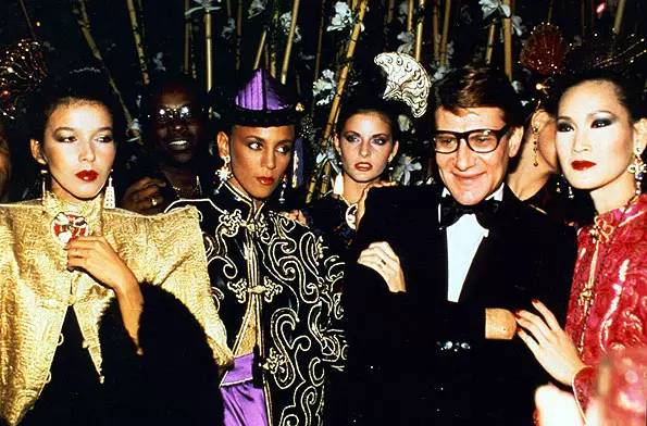 全世界的女人,全世界女人欠男人一个节日