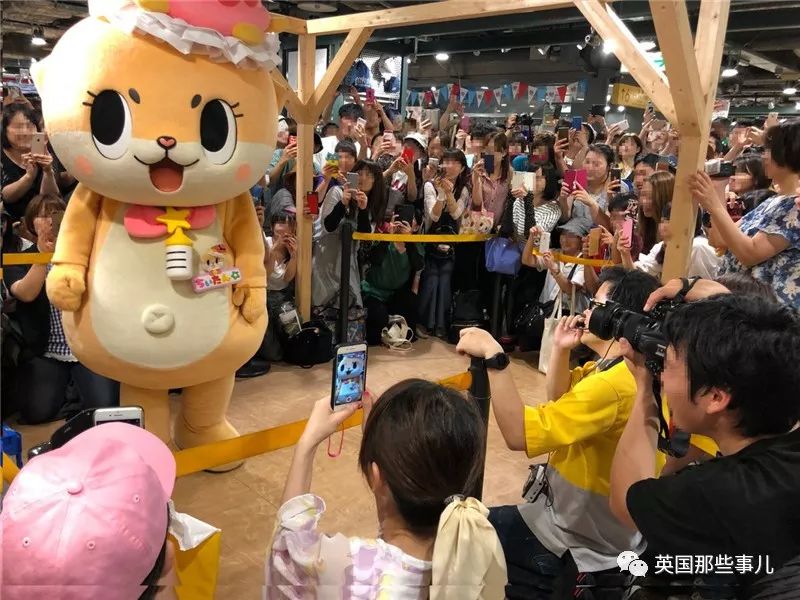 因为花样作死被解雇的吉祥物,卖萌吉祥物