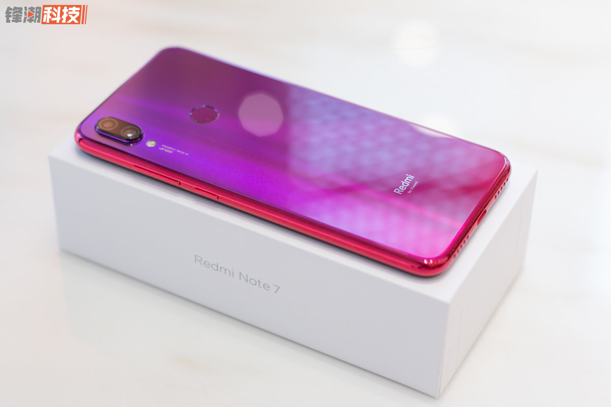 春节换手机首选这4款,一千多块钱买什么二手手机好