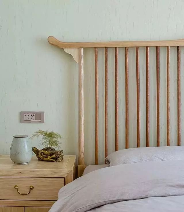 复式中式沙发背景墙,纯中式客厅挑空沙发墙