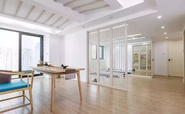 复式中式沙发背景墙,纯中式客厅挑空沙发墙