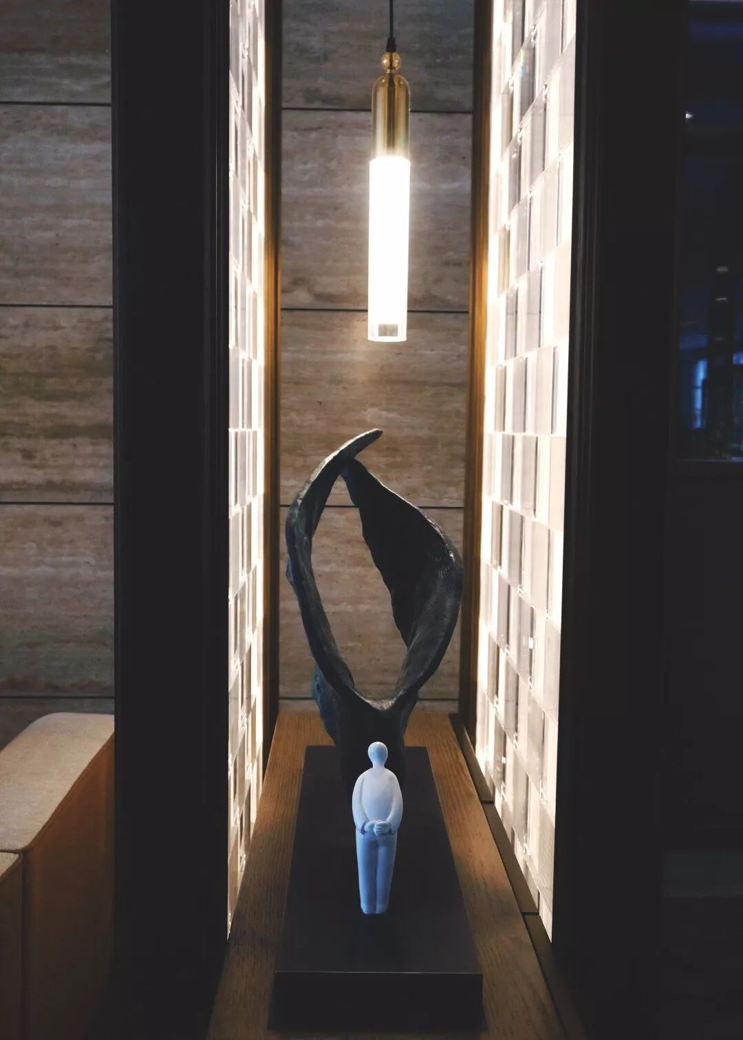 文艺渔村中的海上浮城，希尔顿旗下这家设计感满分的小鲜肉酒店，颜值爆炸！