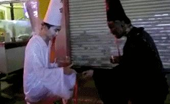 室友帮我把卫生棉条塞进去了……