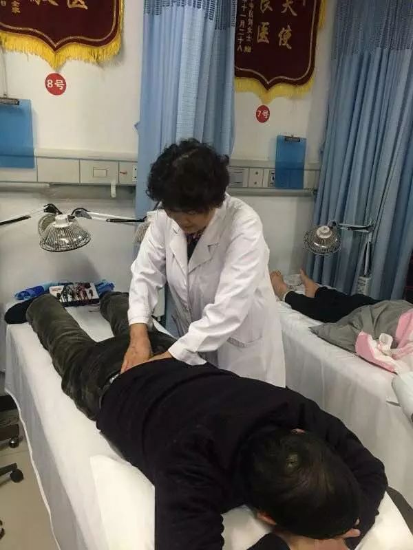 初心如磐使命在肩微视频党课,初心如磐使命在肩致白衣天使