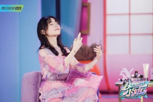 口红王子王菊化妆过程,王菊是不是真的红了