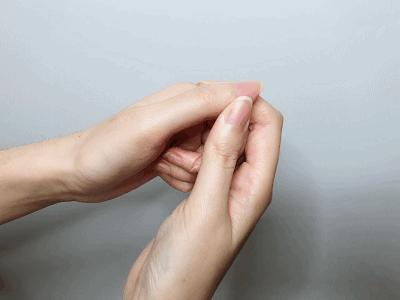 牙痛头痛按手上穴位止痛,手上有个止痛开关按一下