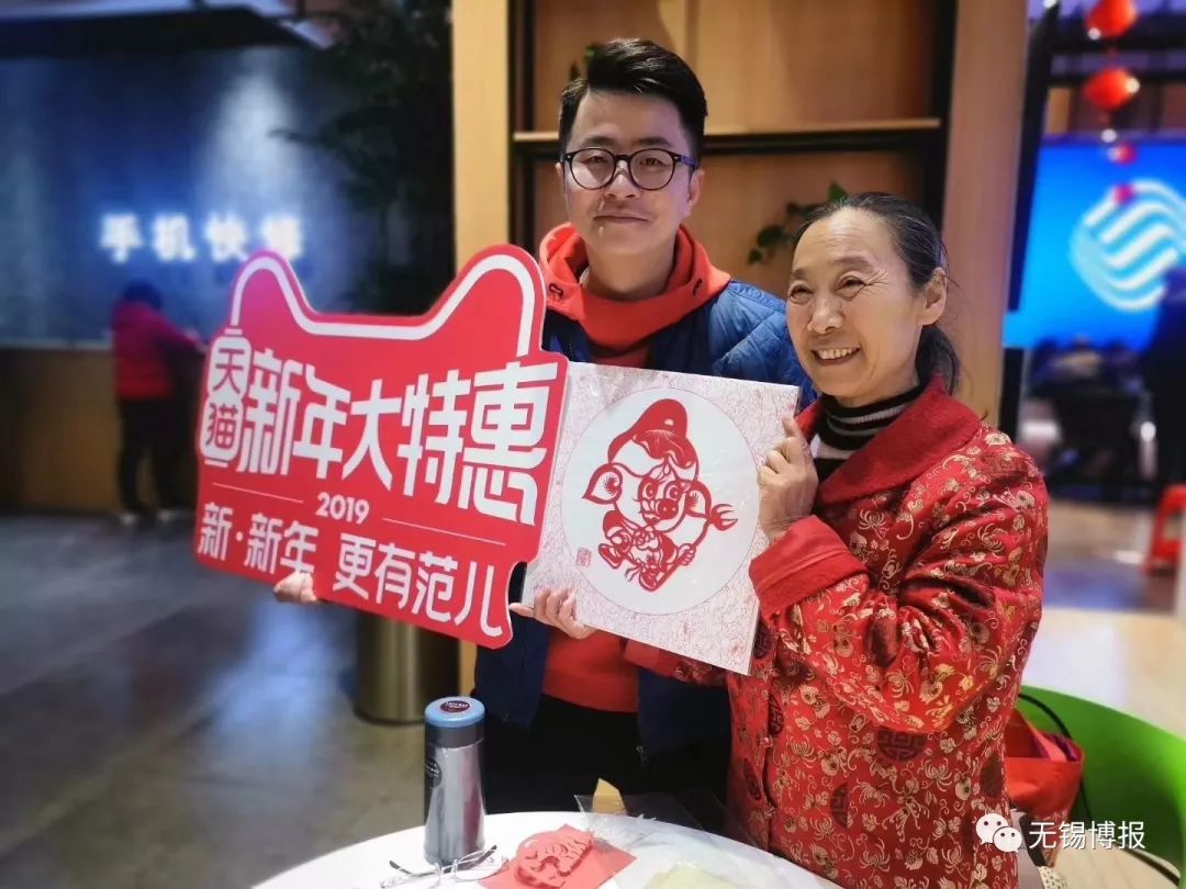 今天，我们在这里派送新年福利