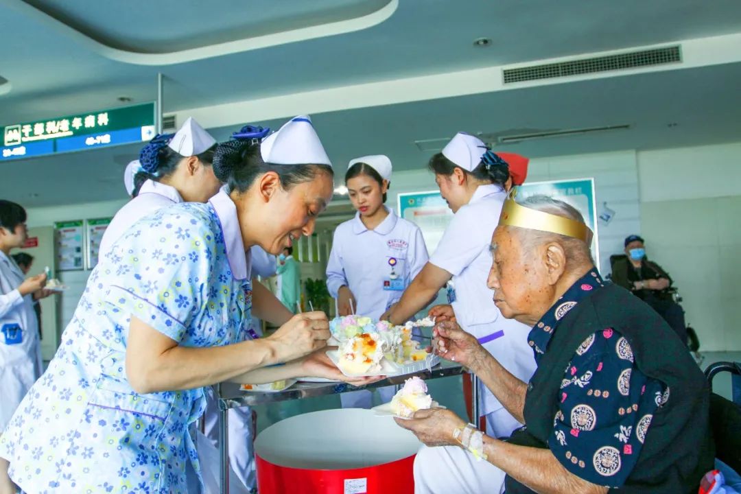 当你老了你愿意去养老院度过吗,当你老了养老