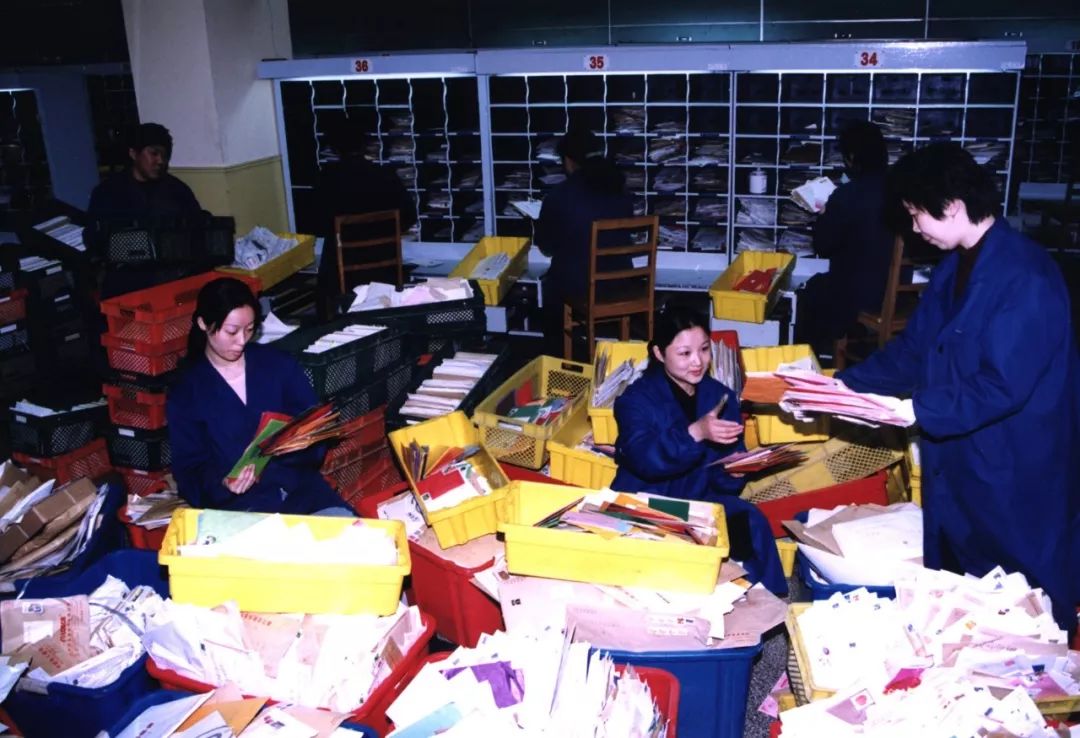 10年前的上海和今天的上海,1990的上海图文