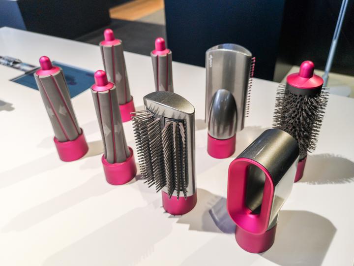 在天猫首发一秒就抢光！中国妹子把戴森买成英国首富