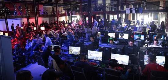 联众20年变形记：一生敌不过腾讯，最后底牌是电竞