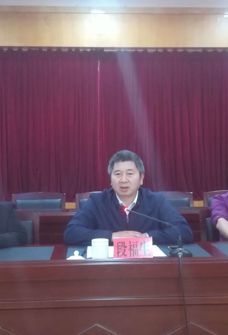 团区委组织召开新时代文明实践“关爱”系列之琼山青年足球队表彰暨爱心助学捐赠会