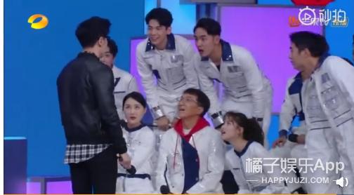 何炅童颜不老图片,44岁的何炅还是童颜脸