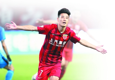 国脚武磊加盟西班牙队,中超武磊当选7月最佳球员