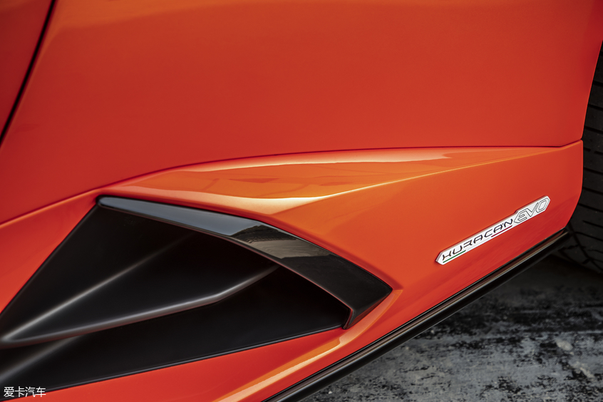 兰博基尼huracanevo敞篷,2019兰博基尼huracanevo试驾