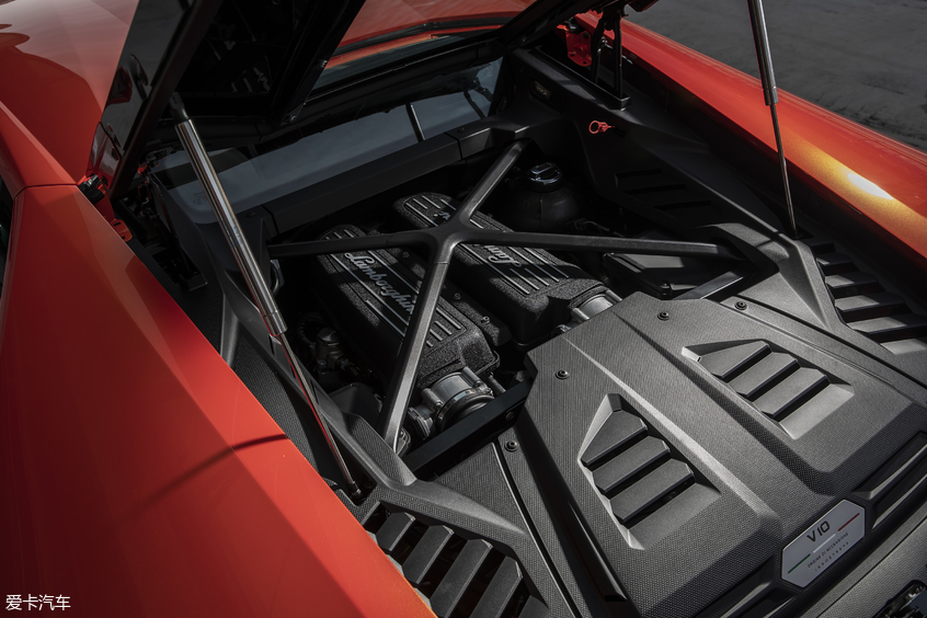 兰博基尼huracanevo敞篷,2019兰博基尼huracanevo试驾