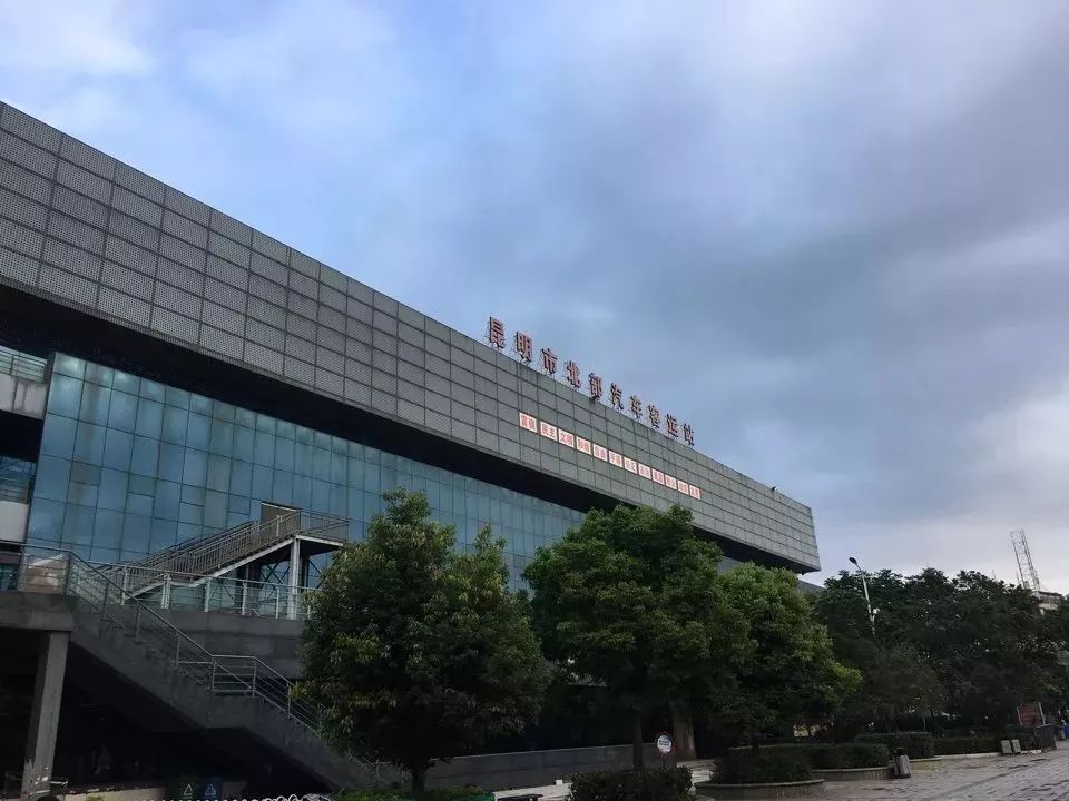 昆明南站高铁汽车客运中心站 (昆明有哪些客运站和高铁站)