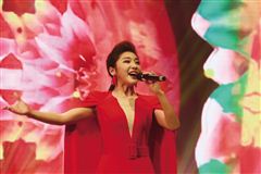 欢歌劲舞海东春晚“醉”暖河湟