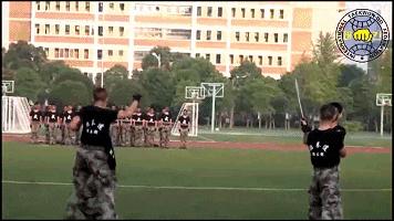 军队搏击视频教学,帅气威武的教官