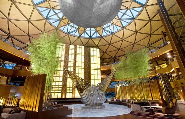 魔都新晋网红打卡地龙华会,魔都十六个网红打卡地方在哪