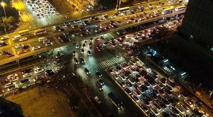 压垮我的不是生活而是文案,压垮我的不是生活的压力