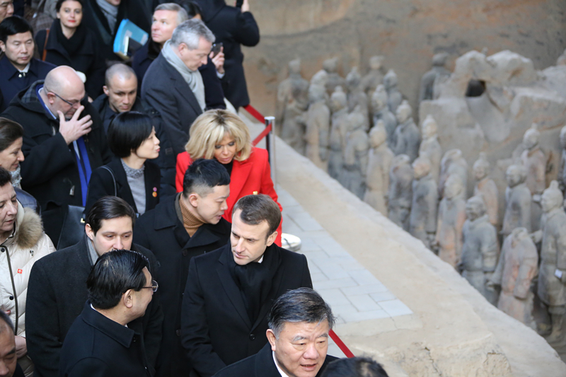 外国人对兵马俑惊叹不已,兵马俑怎么震惊世界的