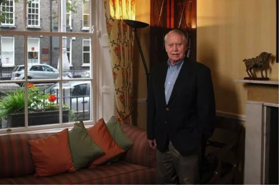 戴2000多万手表的人住的房子,戴一千万手表住一亿豪宅