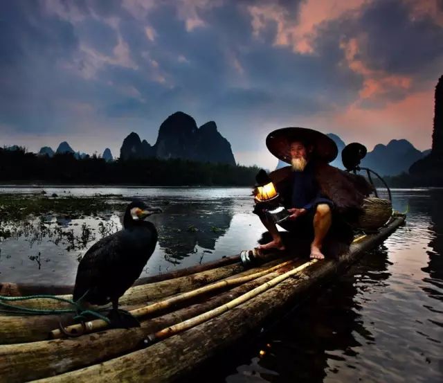 假照片有哪些骗局,那些假照片的背后