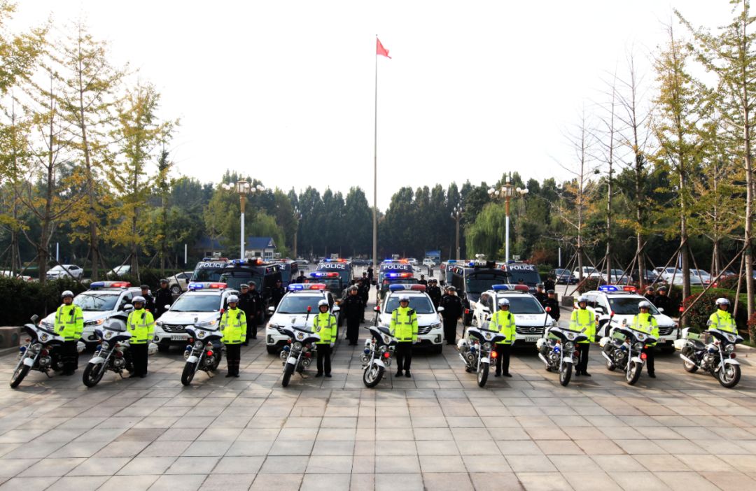 「扫黑除恶」这里打掉恶势力犯罪集团4个、涉恶类犯罪团伙50个，打击涉恶犯罪分子、霸痞分子301人……