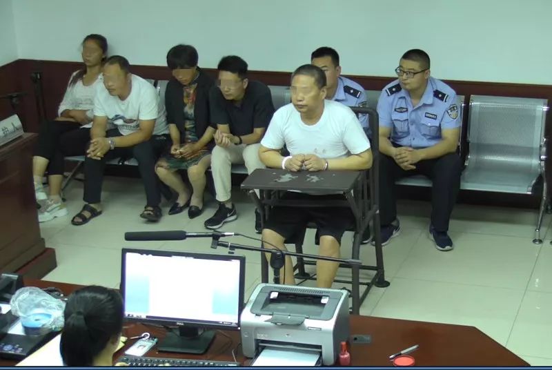 「扫黑除恶」这里打掉恶势力犯罪集团4个、涉恶类犯罪团伙50个，打击涉恶犯罪分子、霸痞分子301人……