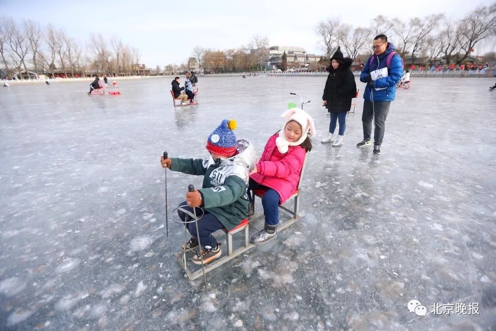 她们去什刹海冰场滑冰，却因*体下**出血被送进医院！官方通报来了