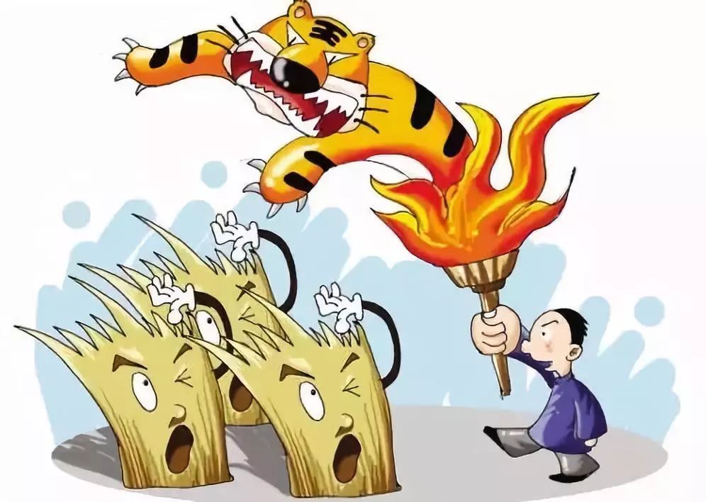 马关县山火民警奋力扑救,各地山火扑救情况