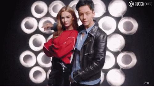 if时尚王一博眼妆现场,王一博眼妆教程天天向上