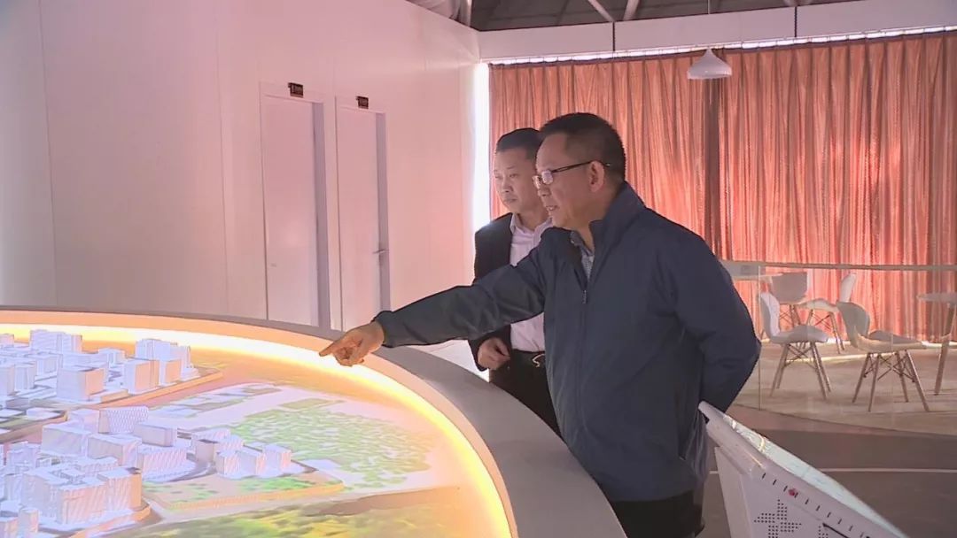 健生生物技术有限公司董事长张彬一行到北岸调研