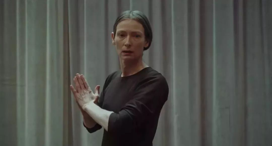 最诡异的恐怖片只有几十秒,8部令人不寒而栗的恐怖片