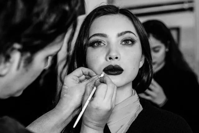 买嘴唇笔买一支装的,买唇线笔