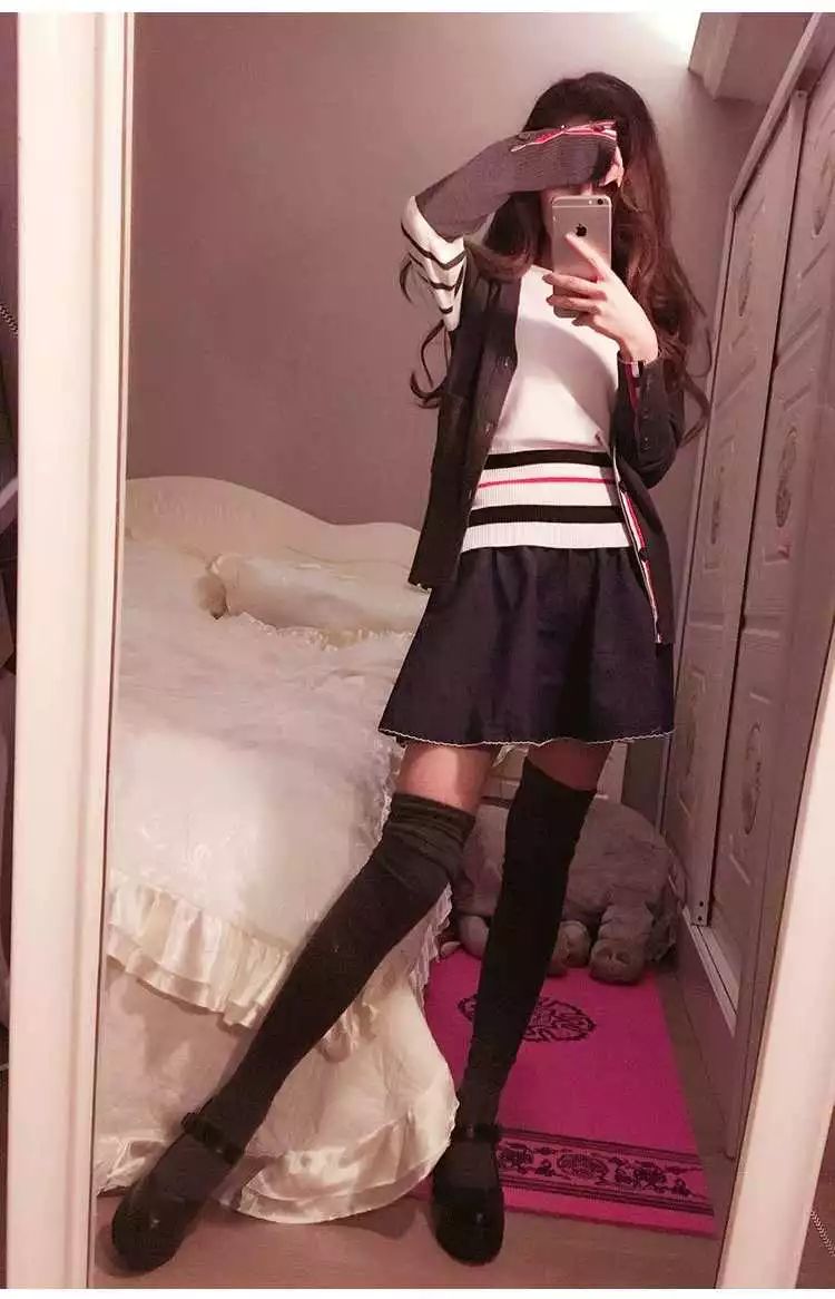 情侣装这么穿回头率绝对200%,与闺蜜男朋友穿情侣装