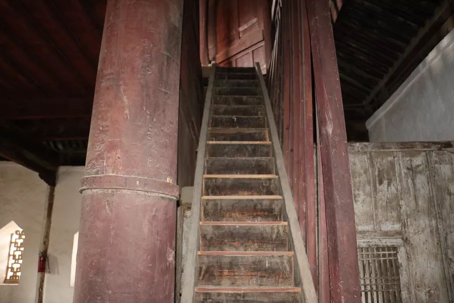 「人文宾川」铜钟矗立五百年，古楼依在述沧桑！