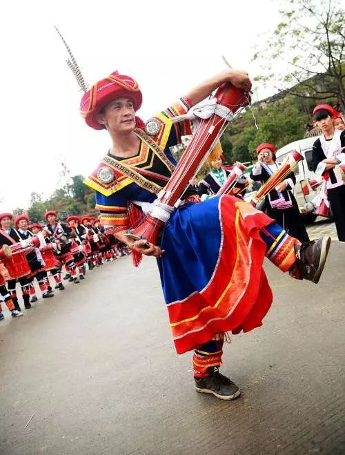 「到春城·过春节」弦歌知意，时间流过的民族乐器