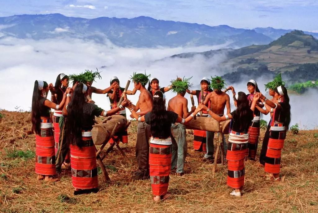 「到春城·过春节」弦歌知意，时间流过的民族乐器