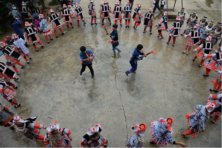 「到春城·过春节」弦歌知意，时间流过的民族乐器