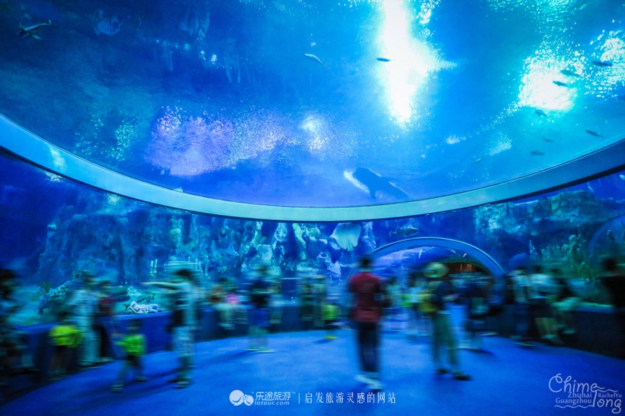 这家乐园位于内地，却吸引众多香港人和澳门人